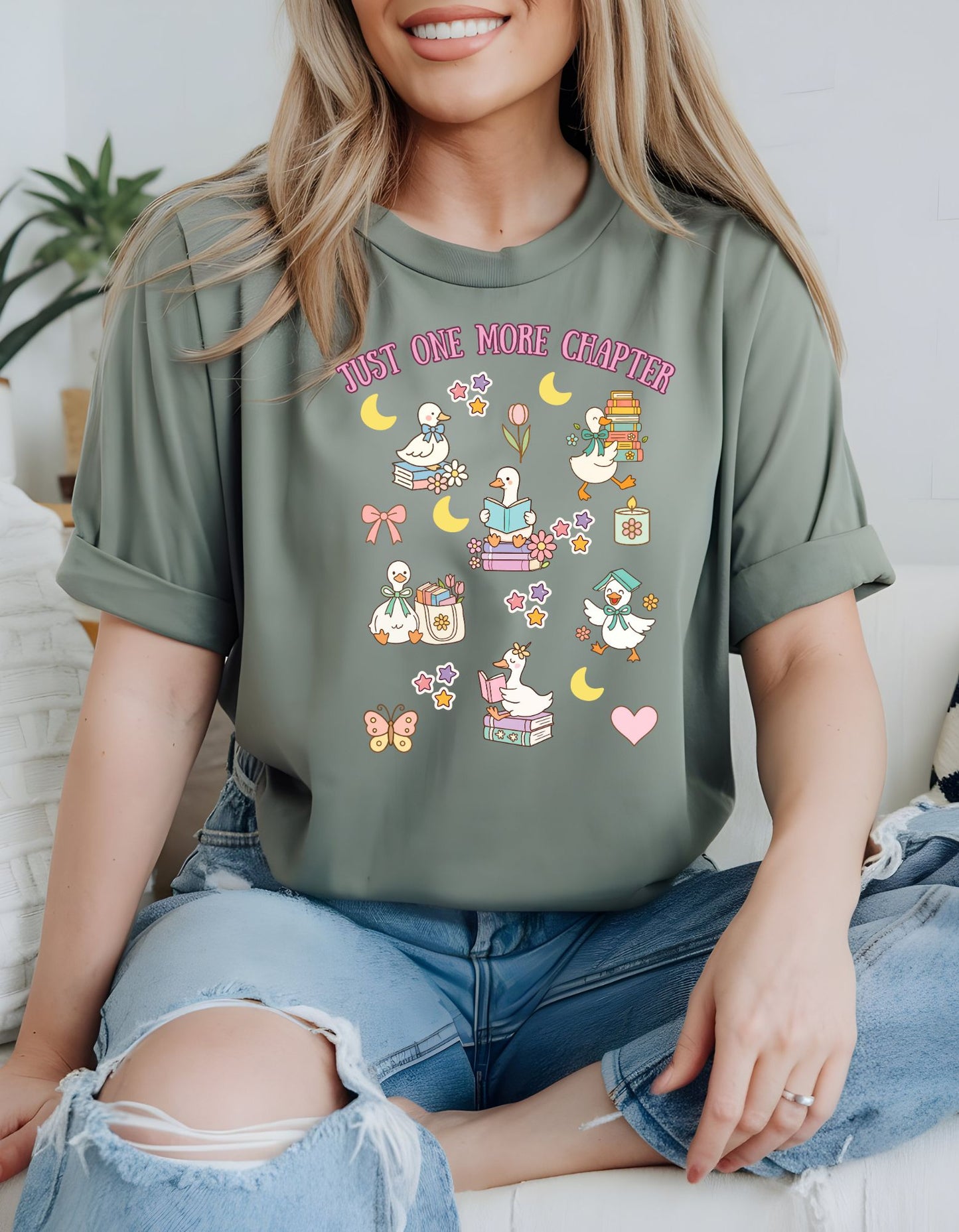 The Cosy Bookish Goose Unisex T-Shirt