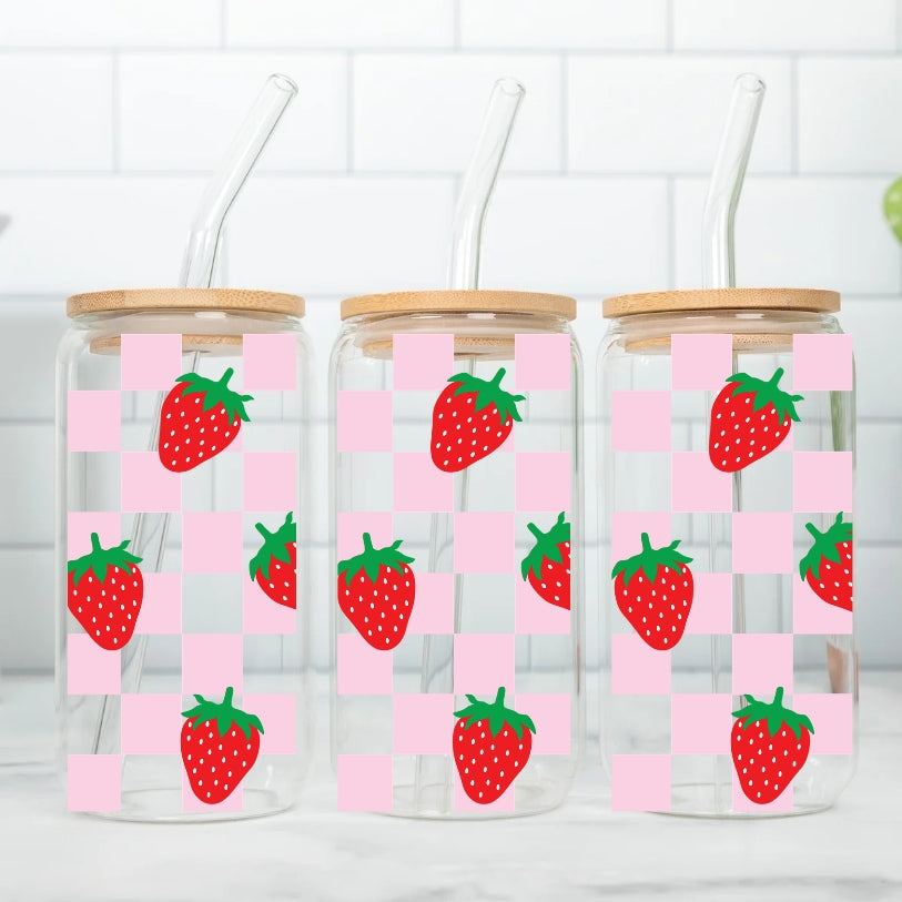 Chequered Strawberries 16 oz Glass Tumbler with bamboo lid and glass straw.