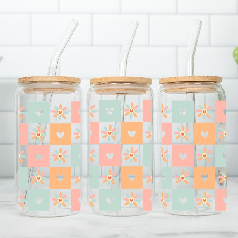 Chequered Hearts And Flowers 16 oz Glass Tumbler with bamboo lid and glass straw.