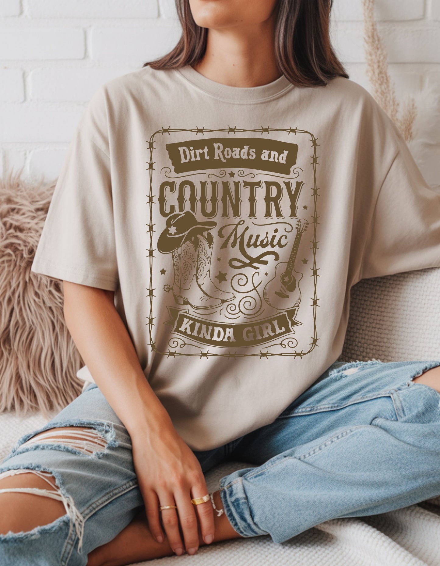 Country Music Kinda Girl